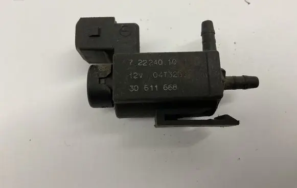 BMW 7 E65 E66 Turbo solenoid valve 72224010 30611668 04T3215