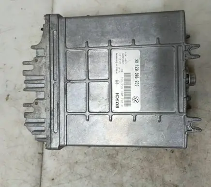Volkswagen PASSAT B5 Engine control unit/module 028906021GK 0281001653 28SA3176