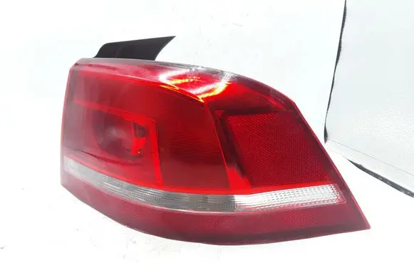 Volkswagen PASSAT B7 Rear/tail lights 3AE945096F 90004874