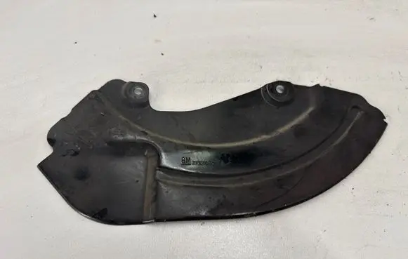 Chevrolet Camaro Front brake disc dust cover plate 23336595