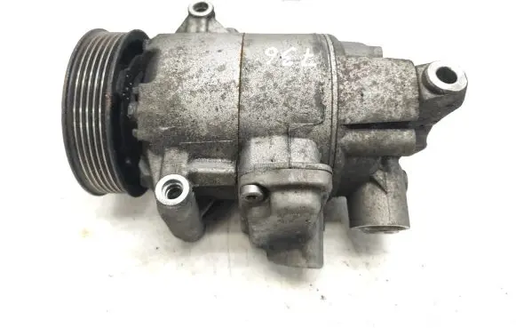 Volkswagen Golf Plus Air conditioning (A/C) compressor (pump) 5N0820803A