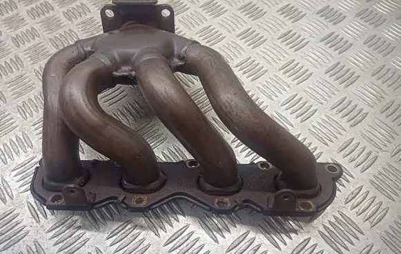 Skoda Fabia Mk1 (6Y) Exhaust manifold