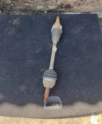 Ford Fiesta Front driveshaft CV173B437BD