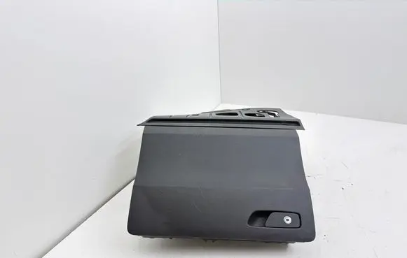 Audi Q2 - Glove box 81B857035A 1462019 K02716003A
