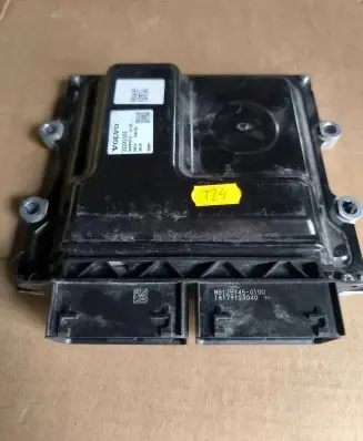 Volvo V90 Cross Country Engine ECU kit and lock set 32242005