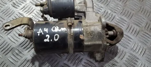 Audi A4 S4 B5 8D Starter motor 1005821933