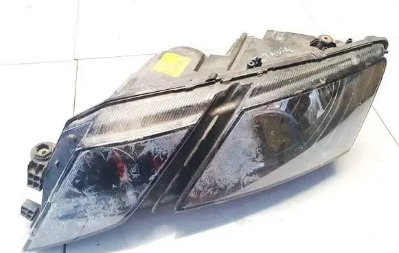 Skoda Octavia Mk3 (5E) Headlight/headlamp 5E1941015C 030110420100