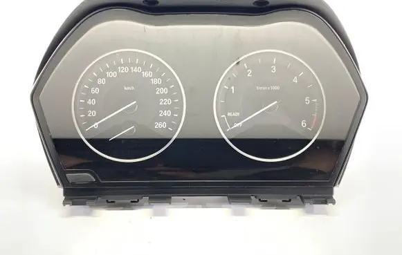 Speedometer (instrument cluster)