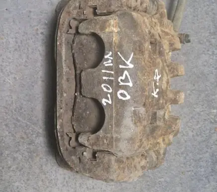 Subaru Outback Front brake caliper