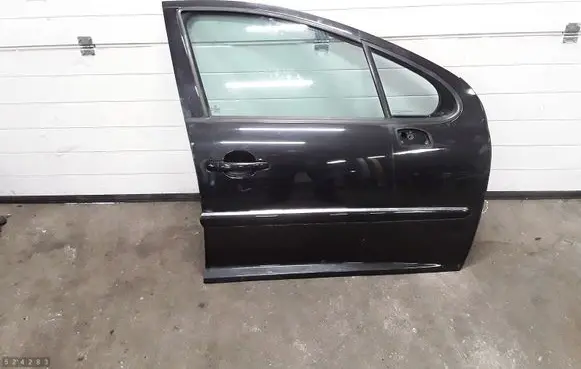 Peugeot 207 Front door 