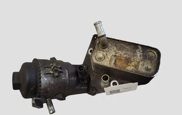 Opel Zafira B Oil filter mounting bracket 5989070231