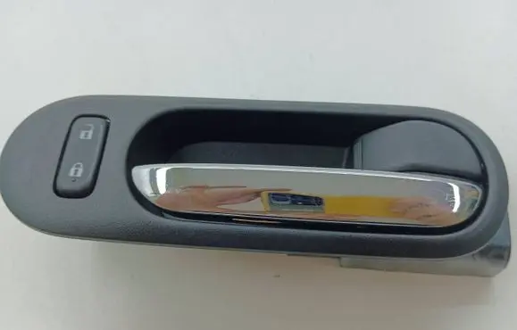Mazda CX-7 Front door interior handle