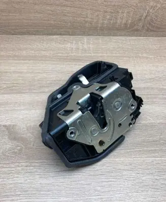 Mini Cooper Countryman R60 Rear door lock 7276685 A053702