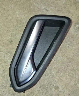 Renault Clio V Front door interior handle 826721378R