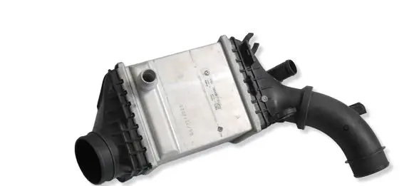 BMW M5 F90 Intercooler radiator 7852406 22828110