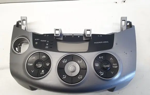 Toyota RAV 4 (XA30) Climate control unit 5590042250 nr9608