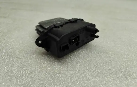 Alfa Romeo 145 - 146 Heater blower motor/fan resistor 562930000 B837
