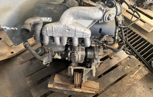 Volkswagen Transporter - Caravelle T5 Engine 