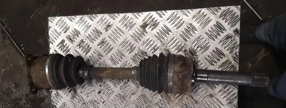 Mitsubishi Pajero Sport I Front driveshaft