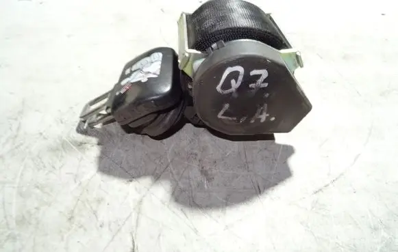 Audi Q7 4L Third row seat belt 4L0857811