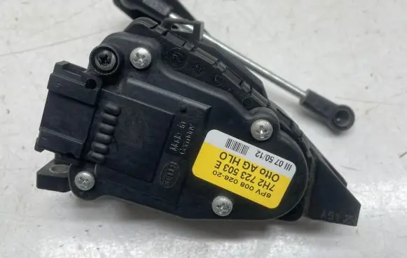 Volkswagen Transporter - Caravelle T5 Acceleration sensor 7H2723503E 6PV00802620 075012