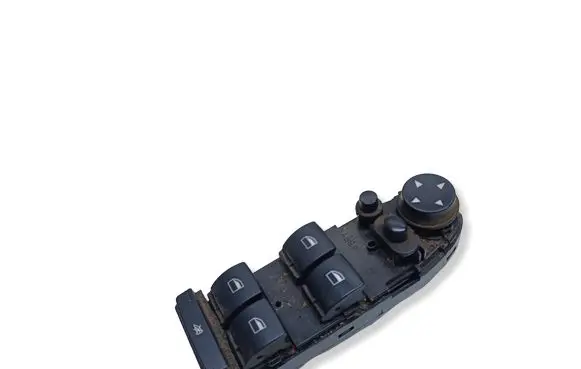 BMW 1 E81 E87 Electric window control switch 9132092