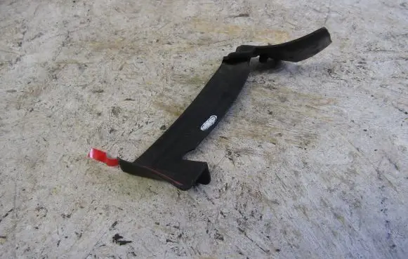 Fender mounting bracket