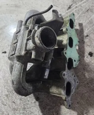 Ford Escort Intake manifold 928F9425LE