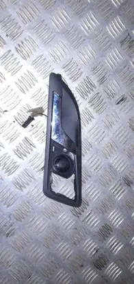 Skoda Octavia Mk2 (1Z) Rear door interior handle 1Z0839247