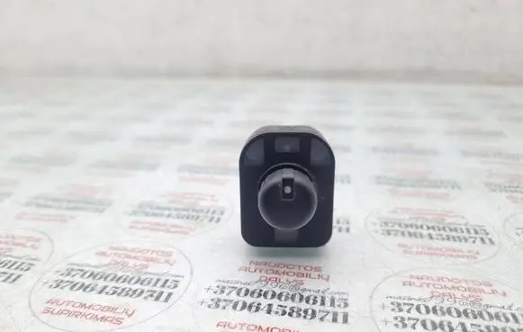 Seat Exeo (3R) Wing mirror switch 8E0959565A