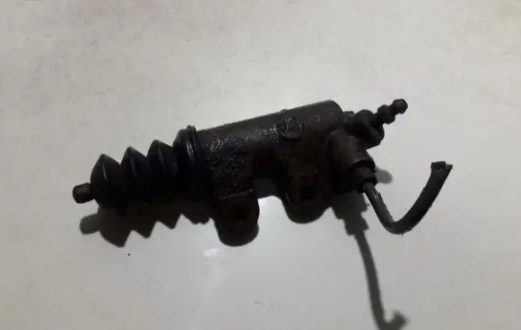 Toyota Corolla Verso AR10 Clutch master cylinder