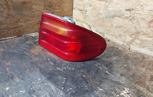 Mercedes-Benz E W210 Rear/tail lights A2108200264