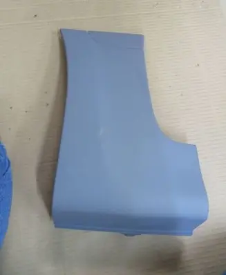 Foot area side trim