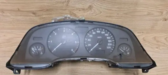 Opel Zafira A Speedometer (instrument cluster) 24419561HU