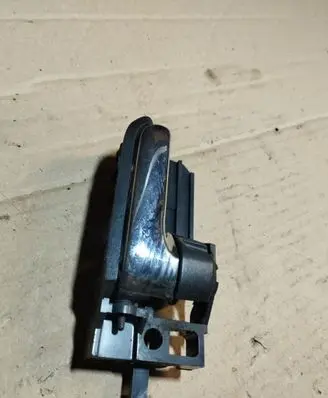 Toyota Avensis T250 Front door interior handle 50594A2