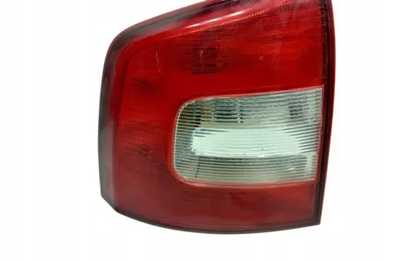 Skoda Octavia Mk2 (1Z) Rear/tail lights 1Z9945257