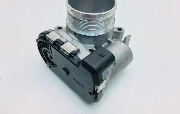 Volkswagen Beetle A5 Throttle valve 06K133062D