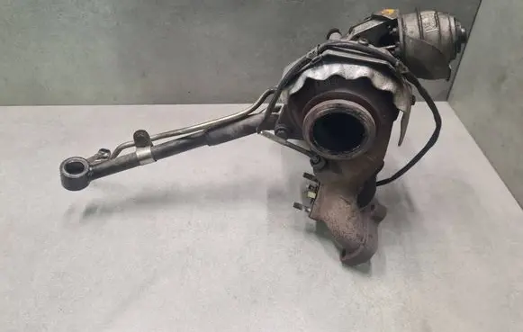 Volkswagen Polo V 6R Turbo GTC1238VZ 03P253019B 7890161