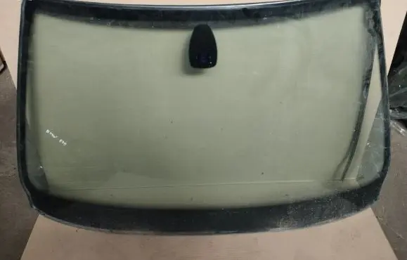BMW 5 E39 Front windscreen/windshield window 