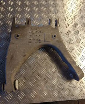 Audi A8 S8 D3 4E Rear upper control arm/wishbone 4E0511511