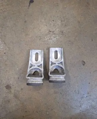 Opel Meriva A Radiator mount bracket 13128110