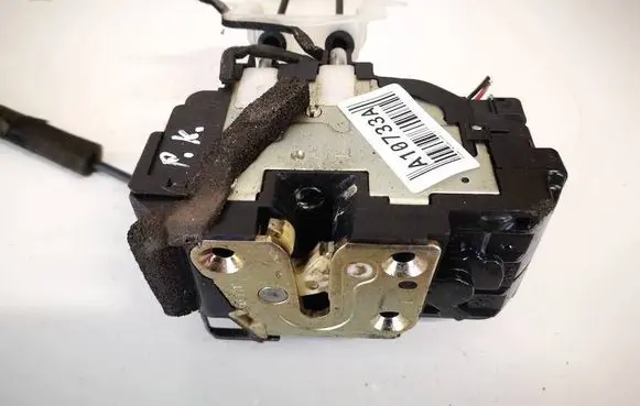 Nissan Murano Z50 Front door lock