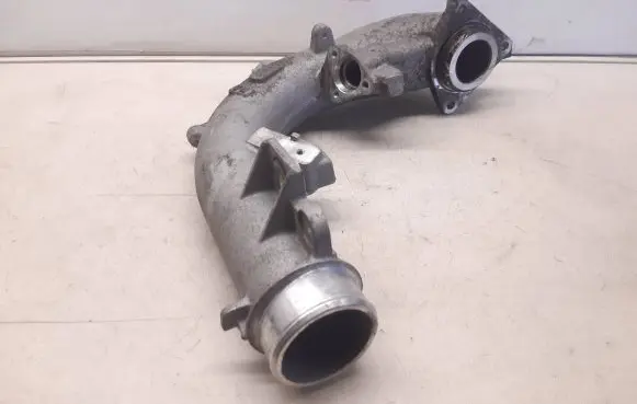 Mazda 6 Intercooler hose/pipe R22E19