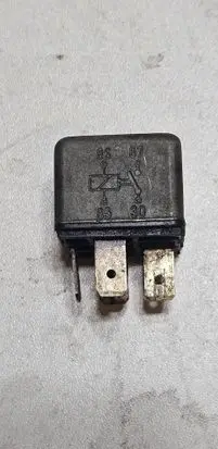 BMW 3 E21 Other relay 0332014415
