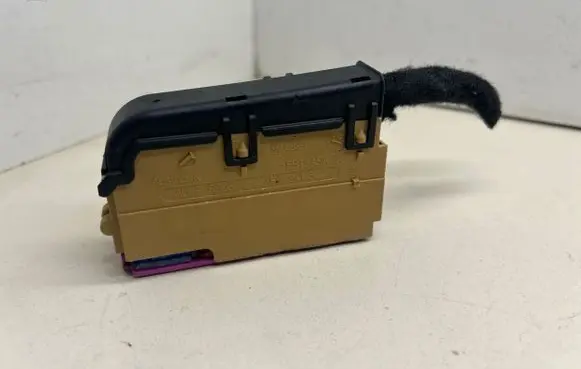 Audi Q7 4M Fuse module 4H0941824A