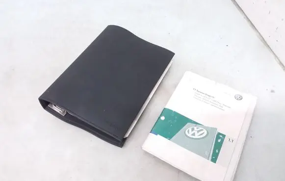 Volkswagen PASSAT B6 Owners service history hand book 