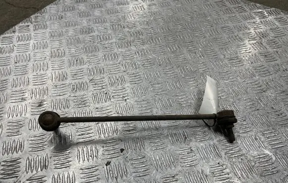 Volkswagen Tiguan Front anti-roll bar/stabilizer link 