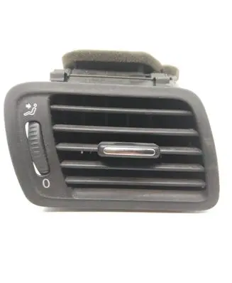 Volkswagen PASSAT B6 Dashboard side air vent grill/cover trim 05772001