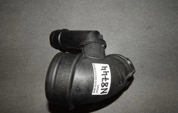 Audi Q3 8U Engine coolant pipe/hose
