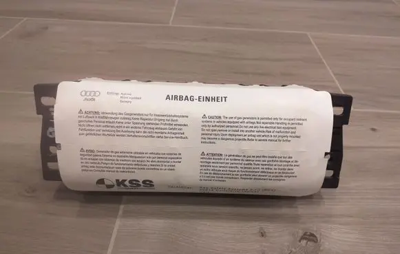 Audi A4 S4 B8 8K Passenger airbag 8T0880204F